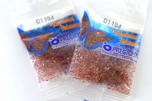 Бисер чешский Preciosa, цв.01194 розово-бежевый, 10/0, круглый прозрачный, 5 гр