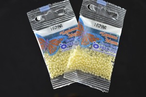 Бисер чешский Preciosa, цв.16286 желтый, 10/0, круглый непрозрачный, 5 гр