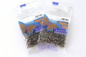 Бисер чешский Preciosa, цв.78141 серый, 10/0, круглый прозрачный серебряная линия внутри, 5 гр