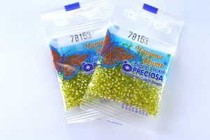 Бисер чешский Preciosa, цв.78153 салатовый, 10/0, круглый прозрачный серебряная линия внутри, 5 гр