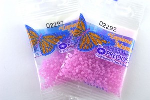 Бисер чешский Preciosa, цв.02292 розовый, 10/0, круглый непрозрачный восковой, 5 гр