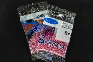 Бисер чешский Preciosa, цв.38394/1 розовый, 10/0, круглый прозрачный, 5 гр