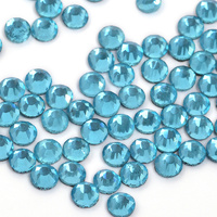 Стразы термоклеевыее стекло SS-20, aquamarine