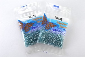 Бисер чешский Preciosa, цв.78133 голубой, 10/0, круглый прозрачный серебряная линия внутри, 5 гр