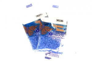 Бисер чешский Preciosa, цв.38336/1 голубой, 10/0, круглый полупрозрачный матовый, 5 гр