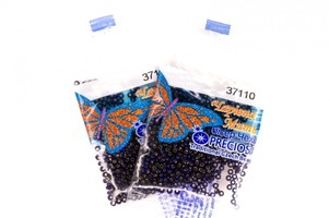 Бисер чешский Preciosa, цв.37110 синий, 10/0, круглый прозрачный, серебряная линия внутри, 5 гр