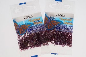 Бисер чешский Preciosa, цв.27060 фиолетовый, 10/0, круглый прозрачный, серебряная линия внутри, 5 гр