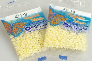 Бисер чешский Preciosa, цв.47113 кремовый, 10/0, круглый непрозрачный жемчужный, 5 гр