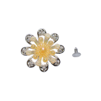 Украшение пластм. Цветок серебряный, d=36мм, персиковый